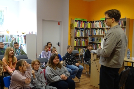 Spotkanie z pisarzem Jakubem Skworzem